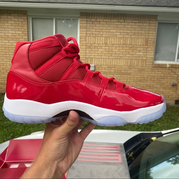 Jordan Retro 11 Win Like 96 Red - Picture 6 of 16